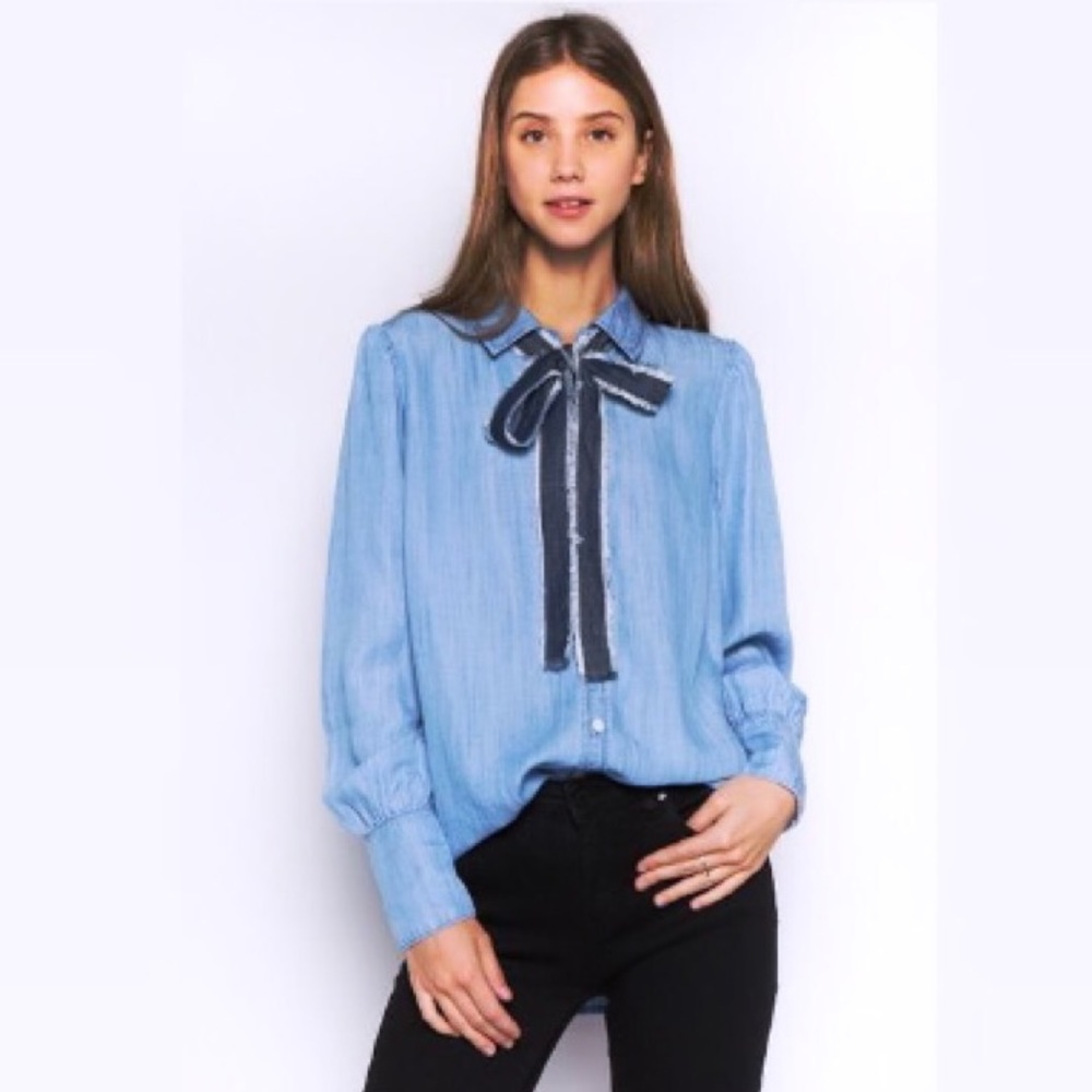 Bow To The Bow Jean button up top
